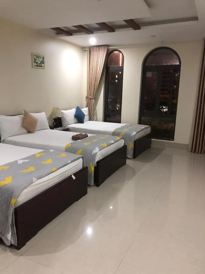 Johnny Hotel Da Nang Vietnam